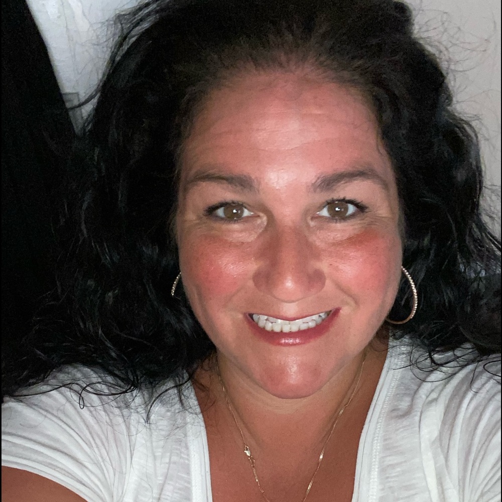 Meet your Posher, Denise